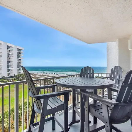Mainsail 234 Villa
